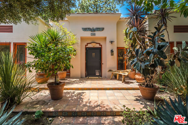 755 S Highland Avenue, Los Angeles CA: https://media.crmls.org/mediaz/f909f681-75ba-4d6a-80b2-a3ea91df5721.jpg
