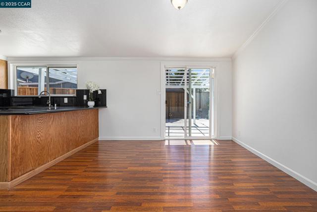 27675 Portsmouth Ave, Hayward CA: https://media.crmls.org/mediaz/f90a3649-9d3a-4210-bab5-c7a1d28f5eaa.jpg