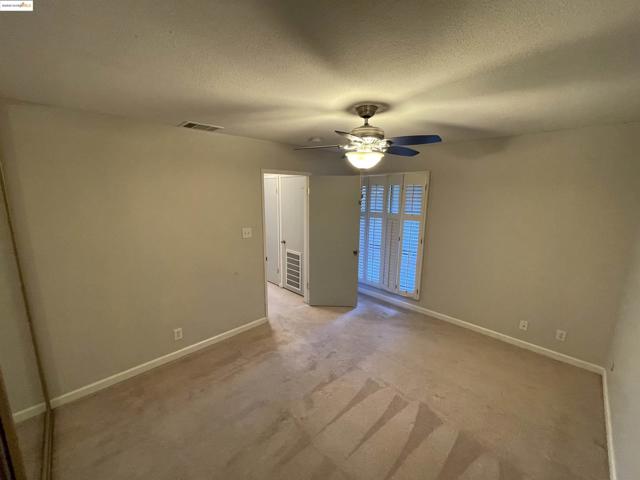 2416 Shadow Ln, Antioch CA: https://media.crmls.org/mediaz/f90a7c2d-62e0-4973-922f-05c56624e926.jpg