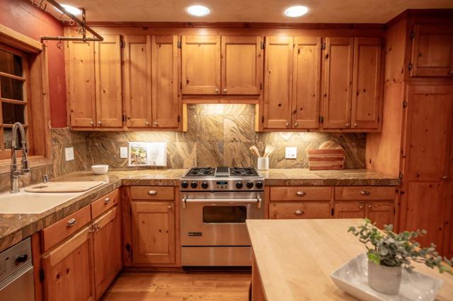 4600 Trout Gulch Road, Aptos CA: https://media.crmls.org/mediaz/f90ac60b-f932-4885-8b9f-ce0a4b48e86c.jpg