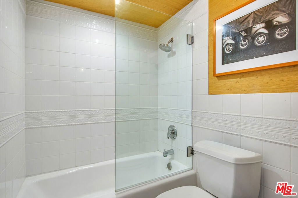 MLS #25589989 image #15