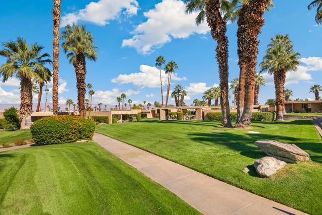 152 Sandpiper Street, Palm Desert CA: https://media.crmls.org/mediaz/f90aee61-549a-4e11-81e4-05369efa7031.jpg