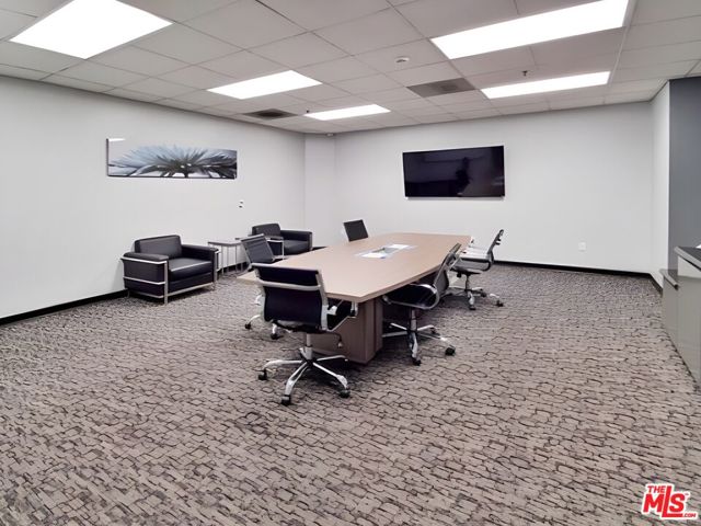 1100 Wilshire Boulevard, Los Angeles CA: https://media.crmls.org/mediaz/f90b9ad5-305c-4358-a193-9cc863f10b27.jpg