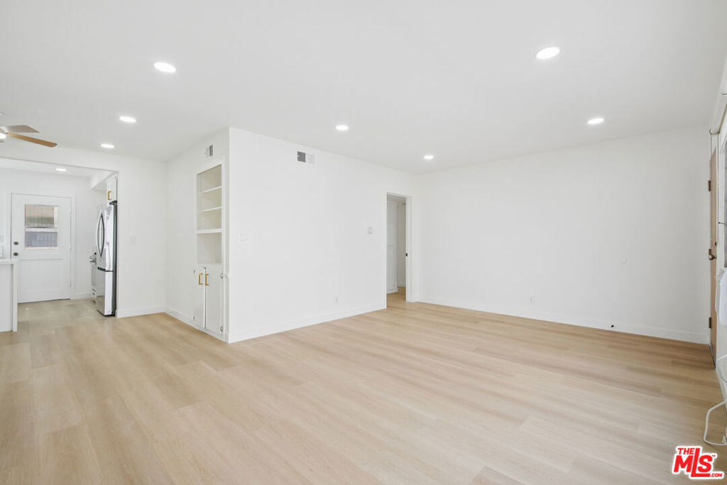 919 S Sherbourne Drive #1