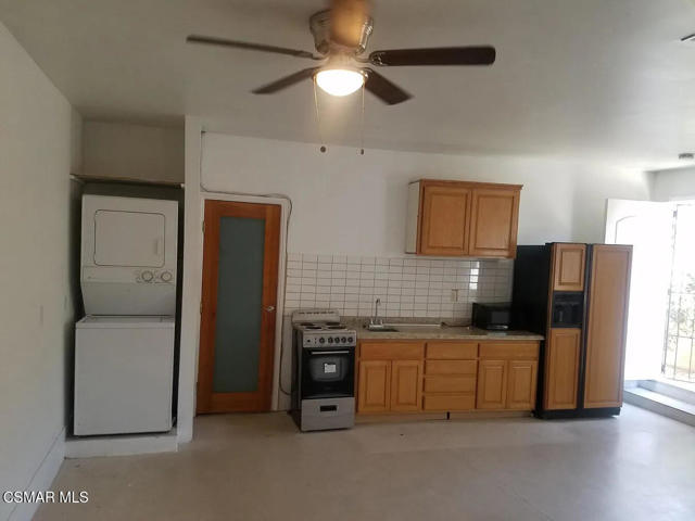 11138 Collett Avenue, Granada Hills CA: https://media.crmls.org/mediaz/f90d5a64-97d4-4470-8985-e9e4b1a9983b.jpg