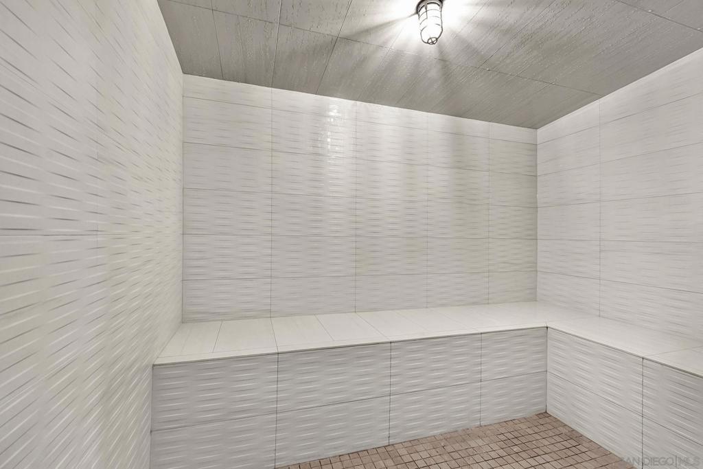 MLS #250040169SD image #33