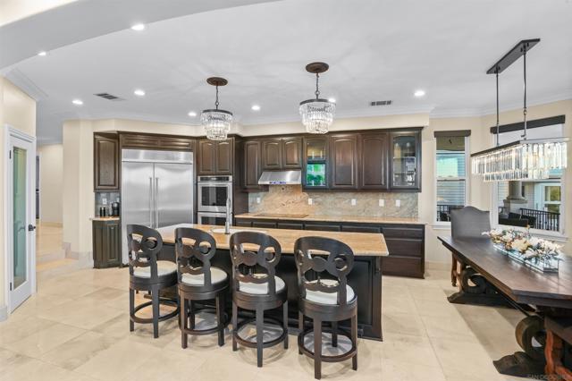 22590 Canyon Lake Drive South, Canyon Lake CA: https://media.crmls.org/mediaz/f90d8b8d-e813-4f25-be29-b9443ce2a92b.jpg