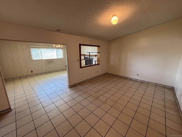 MLS #250039569SD image #10