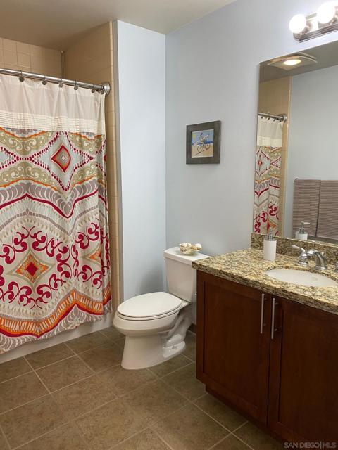 253 10Th Ave, San Diego CA: https://media.crmls.org/mediaz/f90f5ae2-3457-4581-bb88-ae3cfea55274.jpg