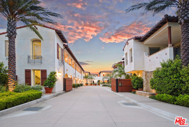 28220 Highridge Road, Rolling Hills Estates, California 90274, 2 Bedrooms Bedrooms, ,2 BathroomsBathrooms,Residential,For Sale,Highridge,25603575