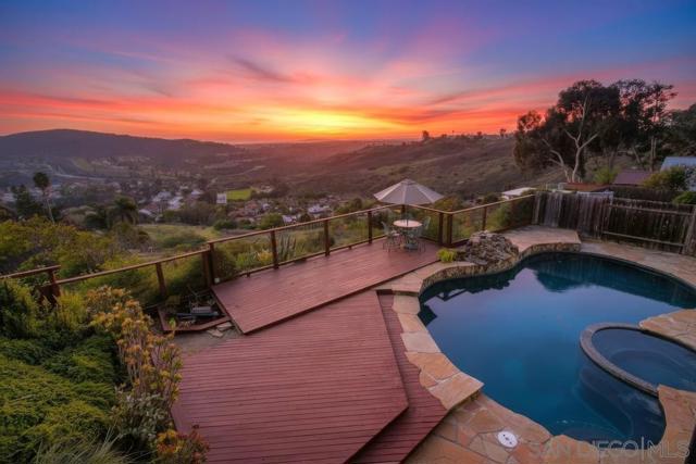 12835 Via Caballo Rojo, San Diego CA: https://media.crmls.org/mediaz/f912af1e-f8b8-455f-9fec-381d54f512aa.jpg