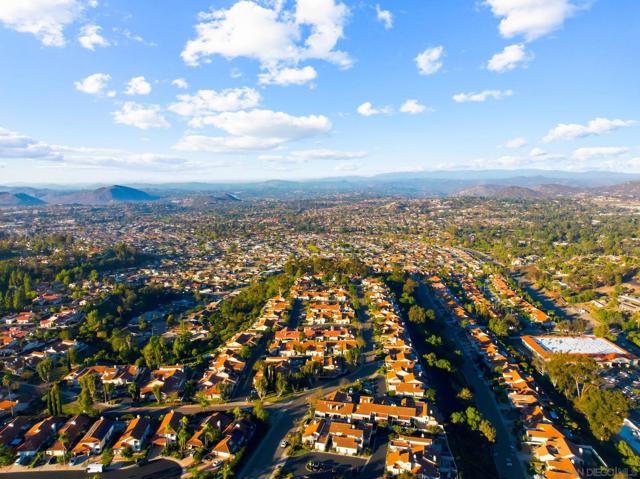 15905 Avenida Villaha, San Diego CA: https://media.crmls.org/mediaz/f912f5e1-dd8a-4fec-ad10-66a94b4b162c.jpg