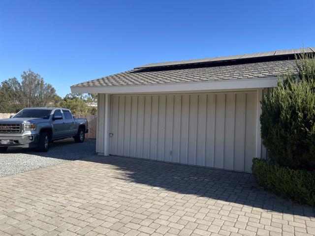 Image 20 of 52 For 3637 La Canada Road