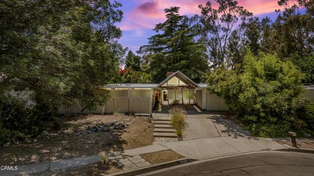 1412 Ellsworth Court, Thousand Oaks CA: https://media.crmls.org/mediaz/f9141a6d-79a3-420f-873b-ea82570d025b.jpg