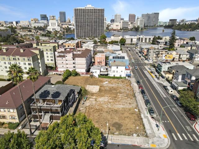 Image 2 of 11 For 229 International Boulevard