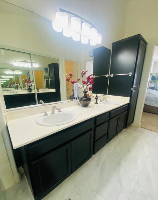 425 Knollcrest Avenue, San Jose CA: https://media.crmls.org/mediaz/f91603ed-9cb8-41a7-b865-d3f3c17cf1b6.jpg