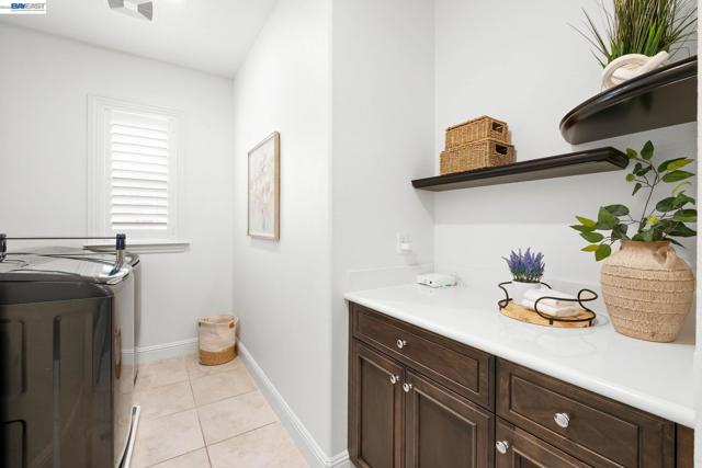 5119 Rowan Drive, San Ramon CA: https://media.crmls.org/mediaz/f9161d05-f0f4-422b-87ff-97eff687f282.jpg