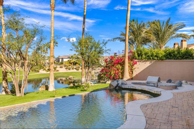57895 Stone Creek E Trail, La Quinta CA: https://media.crmls.org/mediaz/f91671d1-9611-4ec8-8613-fd1901fb1760.jpg