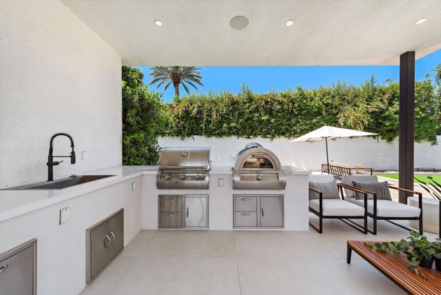 43421 Joshua Road, Rancho Mirage CA: https://media.crmls.org/mediaz/f9174624-36c1-4828-8717-5a2045624973.jpg