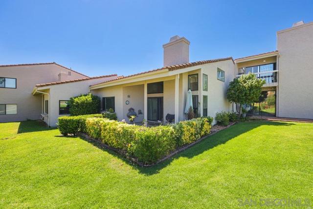 17706 Villamoura Dr, Poway CA: https://media.crmls.org/mediaz/f917d2c5-fc26-401f-aca1-2ac3b9f43fe4.jpg