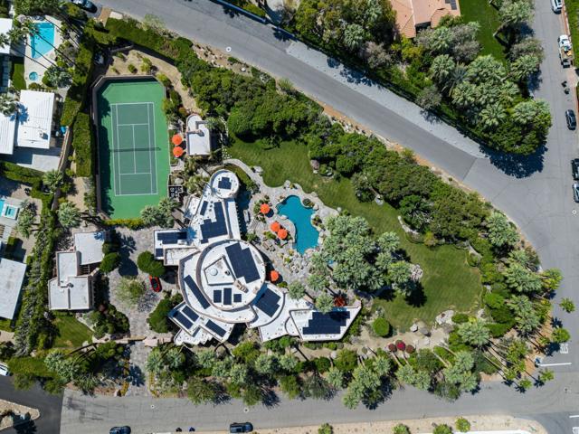 475 S Via Las Palmas, Palm Springs CA: https://media.crmls.org/mediaz/f9182632-c021-4873-9c72-67e6dd0f6c7b.jpg