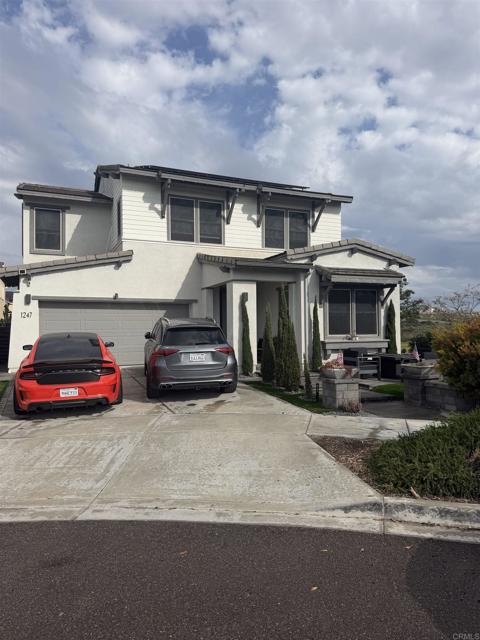 Detail Gallery Image 2 of 39 For 1247 Corte Mendi, Chula Vista,  CA 91913 - 4 Beds | 3/1 Baths