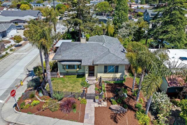 150 Darwin Street, Santa Cruz CA: https://media.crmls.org/mediaz/f918e9c1-d8b4-48e1-be6d-3ceaf5cb9220.jpg