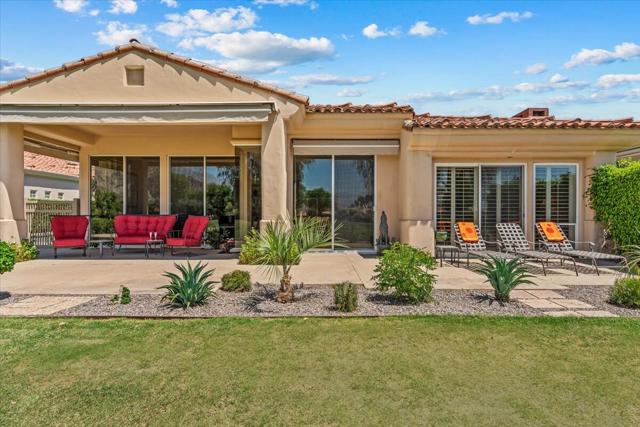 79765 Liga, La Quinta CA: https://media.crmls.org/mediaz/f918f4a9-b18c-4ee0-90a0-d45028173697.jpg