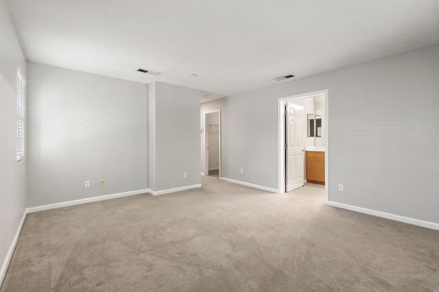 271 Washington Drive, Brentwood CA: https://media.crmls.org/mediaz/f9196726-00c3-4275-8f2f-362876866fe9.jpg
