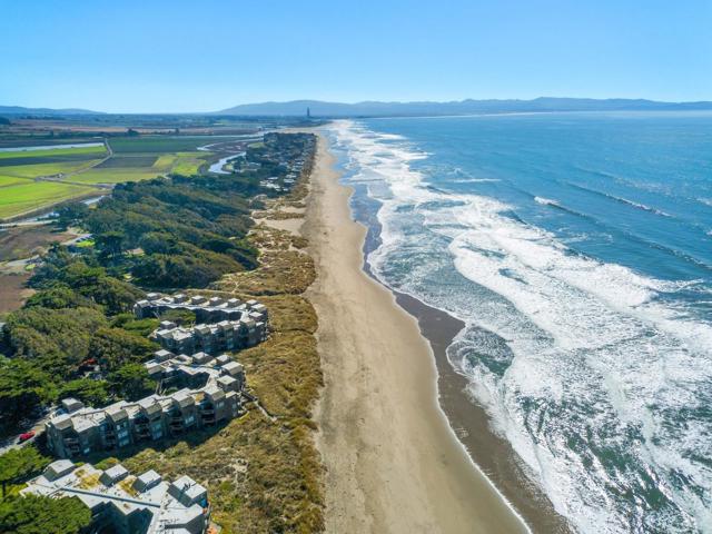 101 Shell Drive, Watsonville CA: https://media.crmls.org/mediaz/f9196852-4ec9-451a-8461-b07bb81ac929.jpg