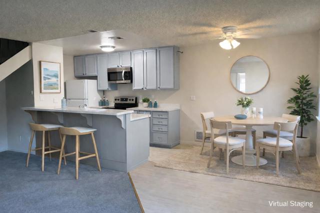 922 Ponselle Lane, Capitola CA: https://media.crmls.org/mediaz/f91b6896-b41f-4195-afc0-1fd55db49f28.jpg