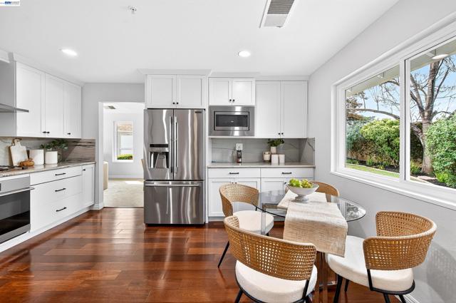 Image 8 of 30 For 4914 Candy Ct