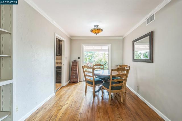 448 Cumberland Dr, Pleasant Hill CA: https://media.crmls.org/mediaz/f91c4d87-cc2e-487b-a358-2eebbdfd87d5.jpg