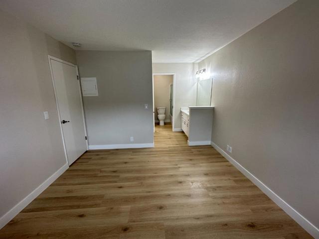 4965 Edgar Court, San Jose CA: https://media.crmls.org/mediaz/f91cadfd-0f3d-4a7f-b8d7-feb9aea4e967.jpg