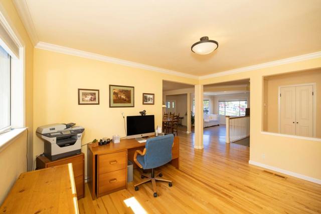 551 4th Street, Montara CA: https://media.crmls.org/mediaz/f91d618e-a607-4076-b215-c603a3087b69.jpg