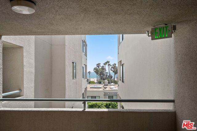 140 Ocean Park Boulevard, Santa Monica CA: https://media.crmls.org/mediaz/f91da78d-acba-4fc7-8eb1-85255d1fcb48.jpg