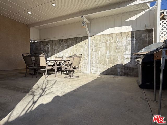 10006 Samoa Avenue photo 30