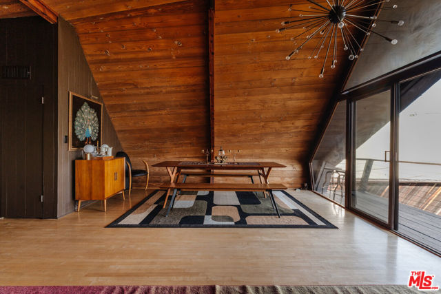 6894 Pacific View Drive, Los Angeles CA: https://media.crmls.org/mediaz/f91e961d-c00c-4b92-b627-4173c4bacb22.jpg