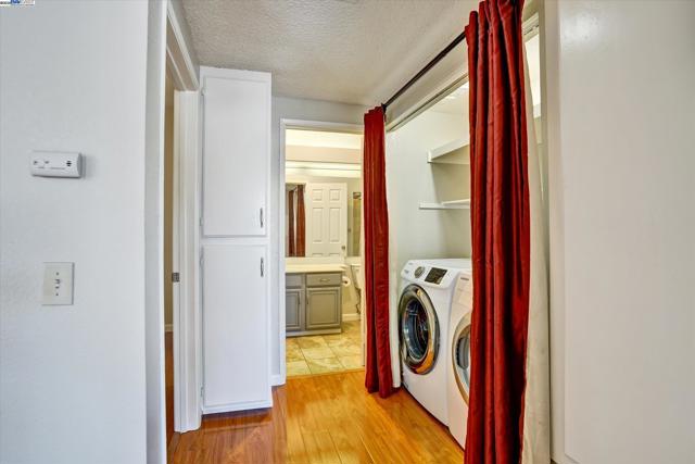 3402 Pinewood Ter, Fremont CA: https://media.crmls.org/mediaz/f91ec7e3-d265-4d74-a41f-e30e6ee2c19d.jpg