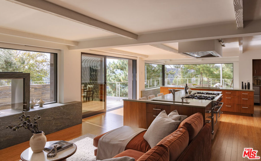 MLS #25520841 image #12