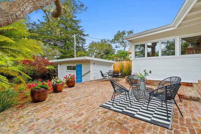 0 Santa Fe 4 SE of Ocean Avenue, Carmel CA: https://media.crmls.org/mediaz/f9201264-5e2a-4013-a161-90a153707dbc.jpg