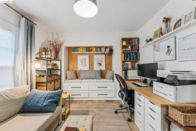 Image 24 of 60 For 1720 Auseon Ave