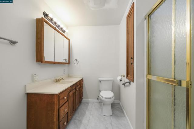 2656 Garden Ave, Concord CA: https://media.crmls.org/mediaz/f9207573-97f1-4dcd-a825-8641e75a583f.jpg