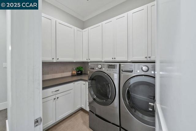 100 Alderwood Rd, Walnut Creek CA: https://media.crmls.org/mediaz/f92081b6-5d5d-4c31-97db-1d39dbfde597.jpg