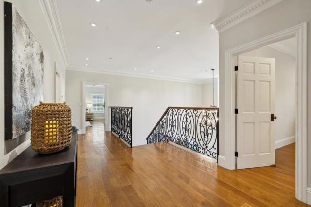 125 Stonepine Road, Hillsborough CA: https://media.crmls.org/mediaz/f920b1b1-dcf0-45fd-a096-7ca027372e20.jpg