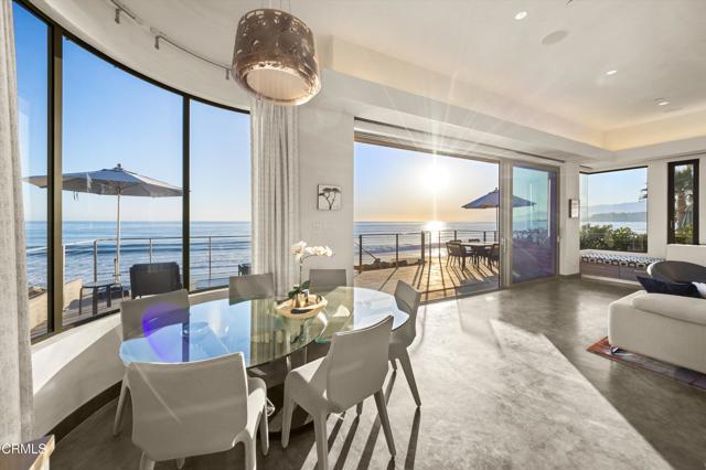6768 Breakers Way, Ventura CA: https://media.crmls.org/mediaz/f920e7ea-9578-4679-8671-e23bfe2369ae.jpg