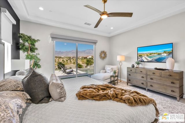 61 Zinfandel, Rancho Mirage CA: https://media.crmls.org/mediaz/f920f750-5f3a-4fe1-908a-d36bd665f26c.jpg