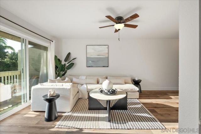 721 Buena Tierra Way, Oceanside CA: https://media.crmls.org/mediaz/f92171af-d807-4e69-a351-2fcfcef2ea81.jpg