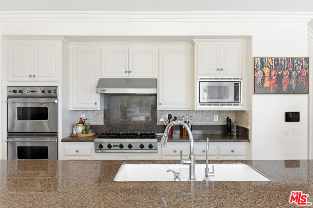 7416 Wiscasset Drive, West Hills CA: https://media.crmls.org/mediaz/f9221d4f-5416-47b9-9fa8-47fe46364b64.jpg
