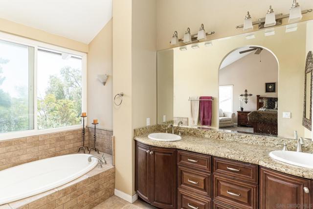 13862 DAVENPORT AVENUE, San Diego CA: https://media.crmls.org/mediaz/f9221f4c-901b-42e9-9767-a0bd649e8ee0.jpg
